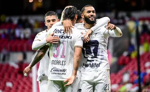Pumas despierta ante el Atlante; rompe sequía con doblete de Juninho