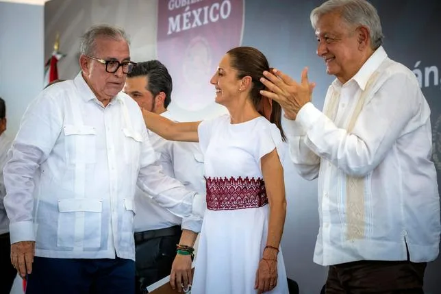 La présidente mexicaine, Claudia Sheinbaum, embarrassée par les accusations de narcotrafic visant un gouverneur