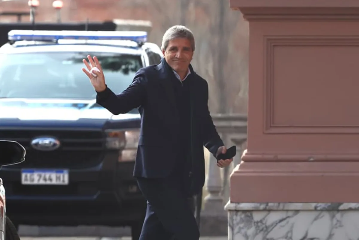 Luis Caputo dará una conferencia de prensa para anunciar medidas económicas