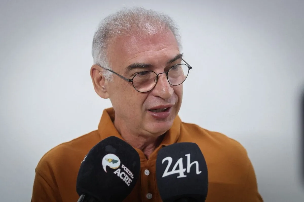 Ricardo Leite defende industrialização do Acre para gerar empregos durante visita à Miragina