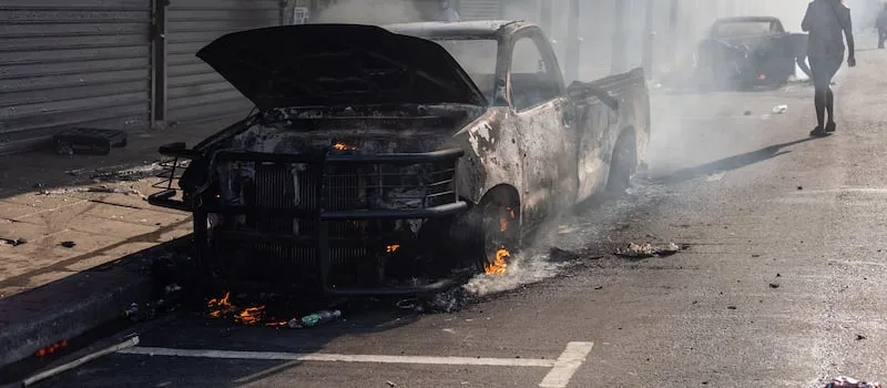 IN PICS | Residents on tenterhooks, police stretched as anarchy erupts on Durban streets