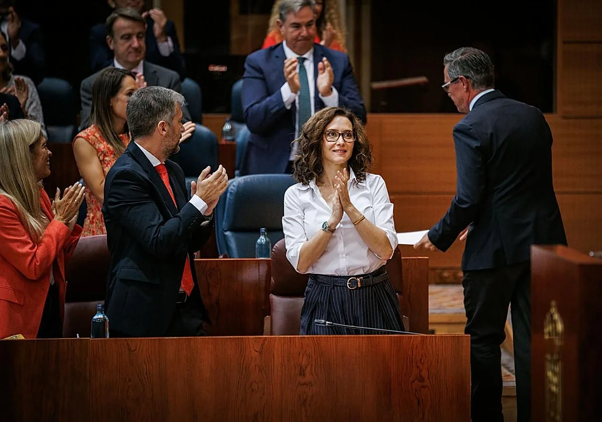 El PP de Ayuso apoya una iniciativa del PSOE que exige transparencia con el ático