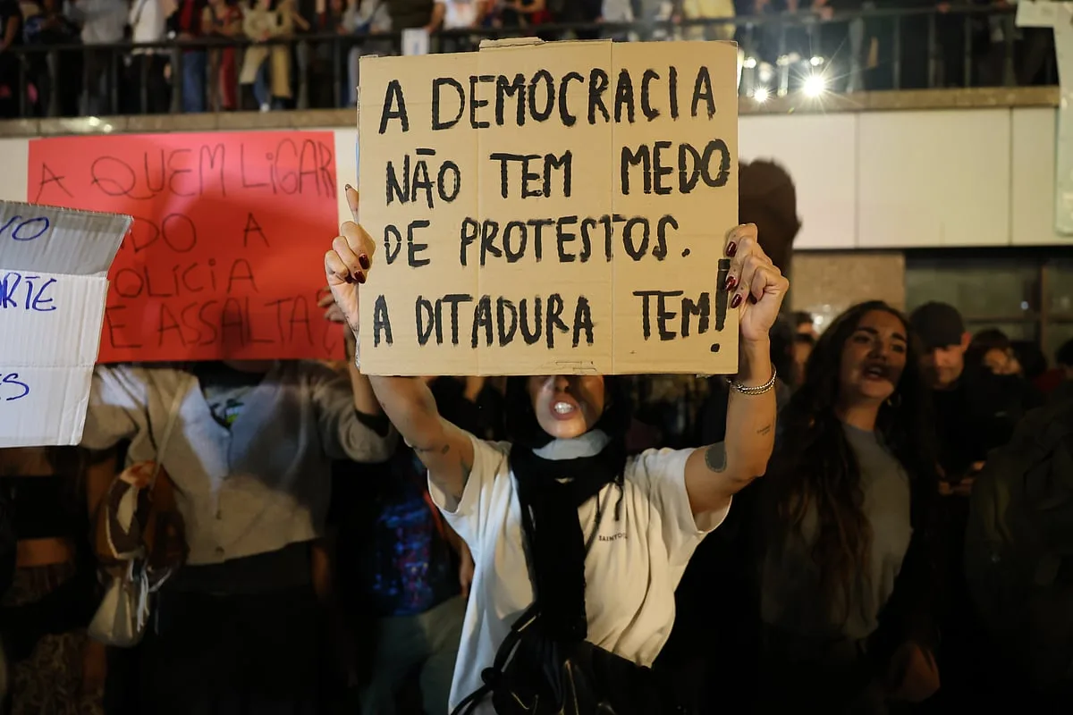 Dia marcado por protestos contra aumento do custo de vida em várias cidades