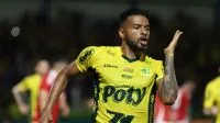 Neymar aceita desafio inusitado de jornalista: “Não vai fugir”