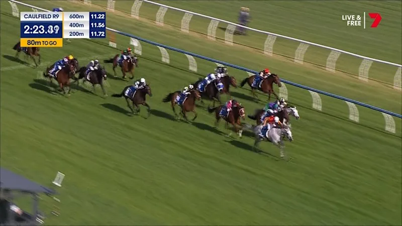 Kingswood wins Caulfield Cup as two caught in nasty fall