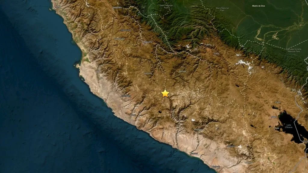 Terremoto de 7,2 atinge sul do país; jornal afirma não há registro de vítimas