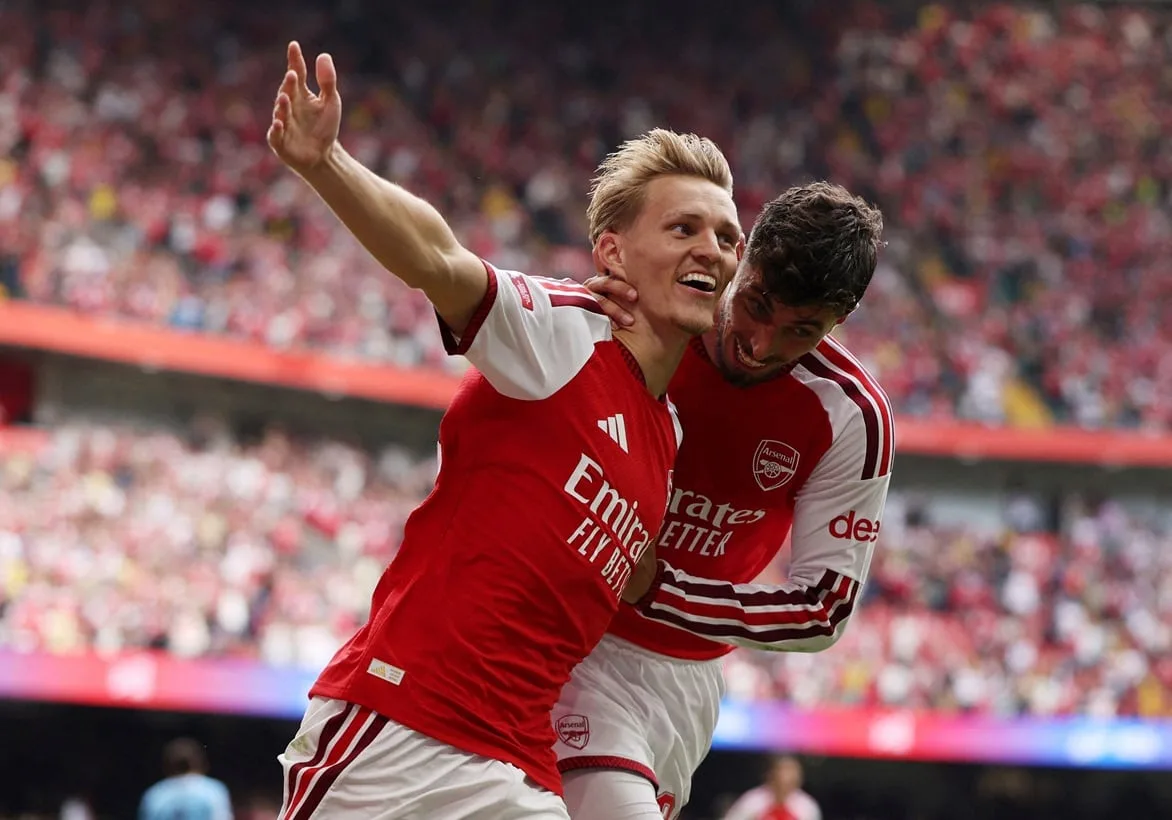 Arsenal hand Maresca resounding defeat in first City game, lift Community Shield