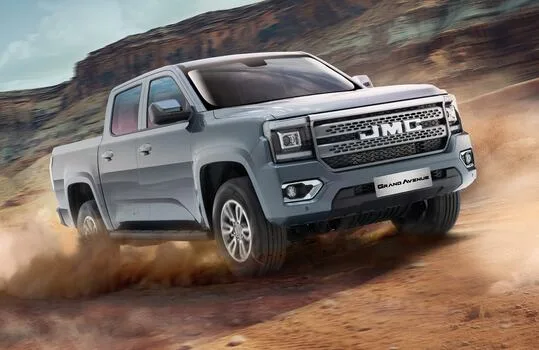 JMC Grand Avenue double cab debuts at Festival of Motoring