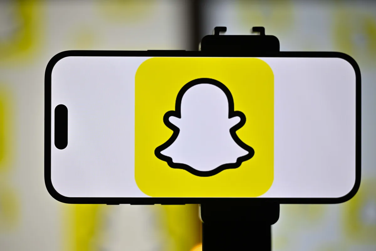 Snapchat will turn your messages into songs — if you pay for Lens+