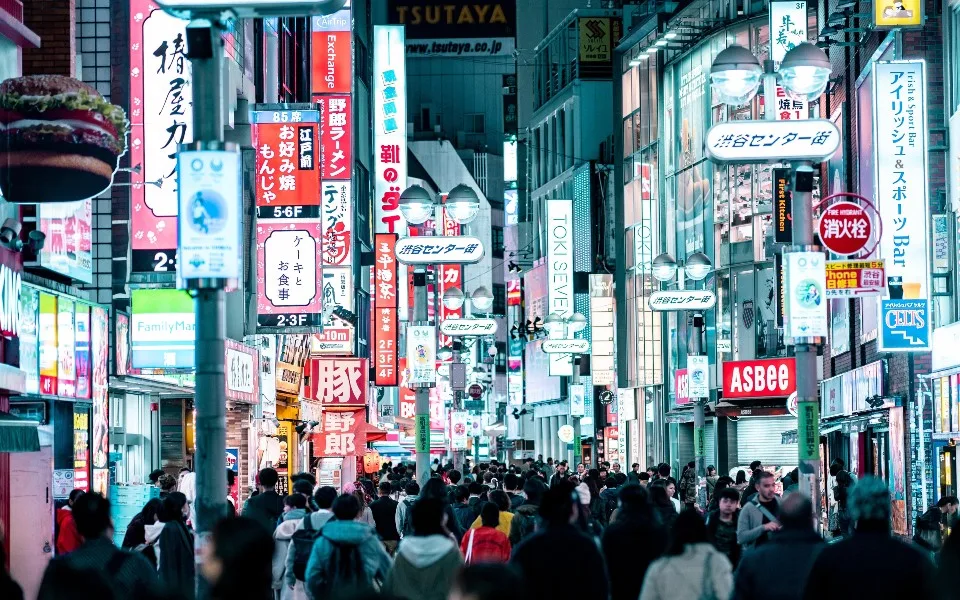 Exportações ajudam economia japonesa a crescer 0,3% no segundo trimestre