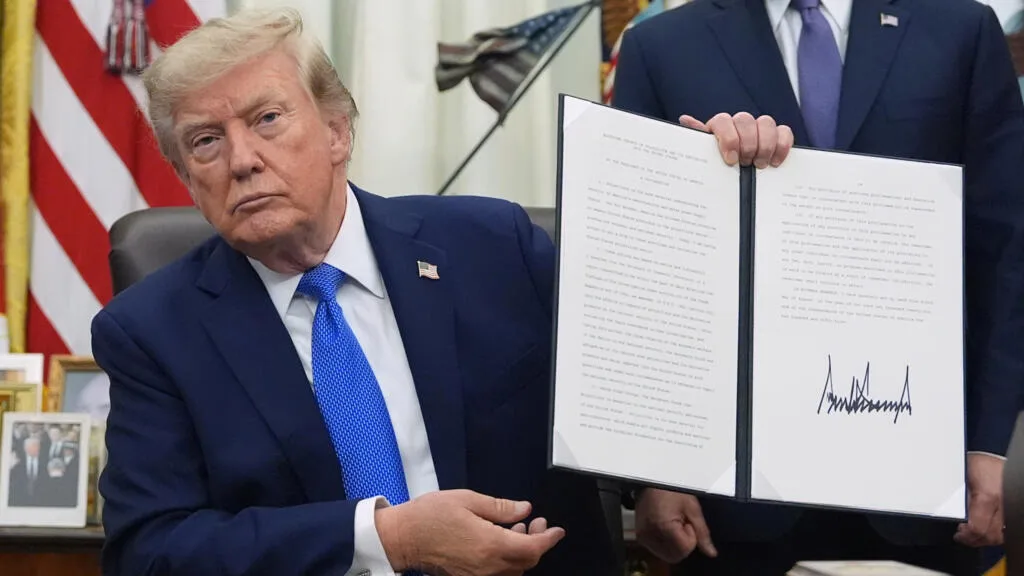 Les sanctions du gouvernement Trump contre le géant de l'IA Anthropic annulées par la justice