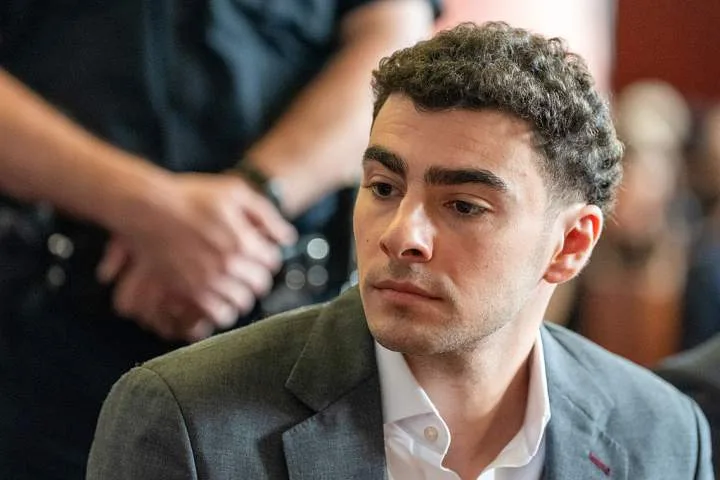 Luigi Mangione pleads guilty to federal stalking charges in Brian Thompson killing