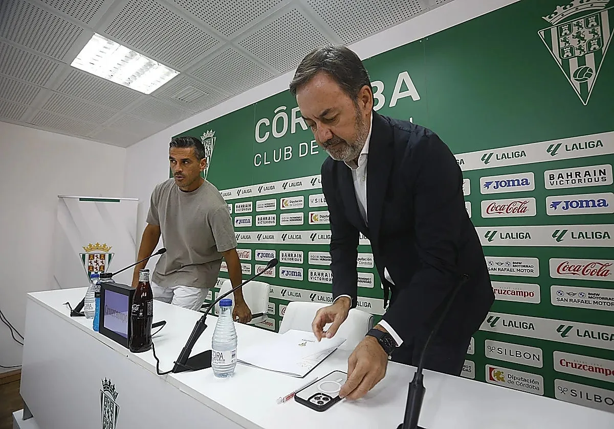 El mercado sigue vivo para el Córdoba CF, pero las horas para apuntalar la plantilla se agotan