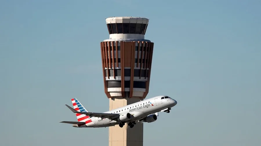 Air traffic controllers head says hiring gamers will help