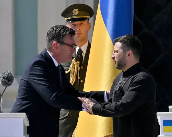 UK ‘adding fuel to the fire’ by giving weaponry blueprints to Ukraine, says Russia