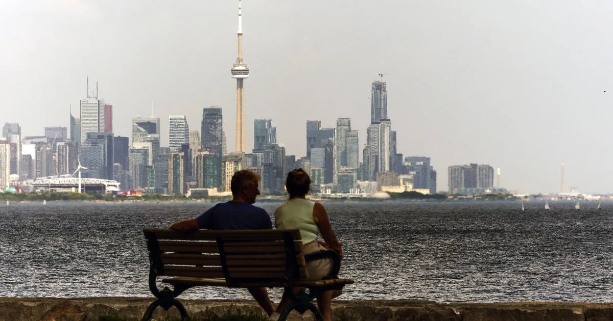 Trump threatens to change Lake Ontario's name as trade war with Canada heats up