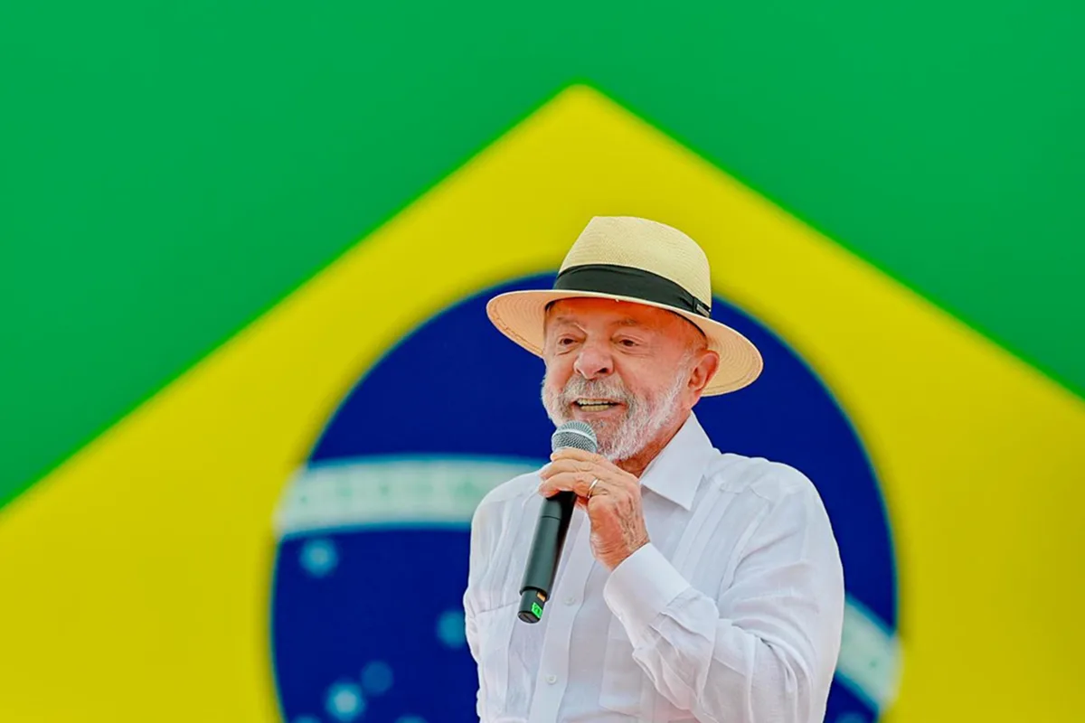Lula parabeniza Alison dos Santos por recorde mundial nos 400m: "Grandioso"