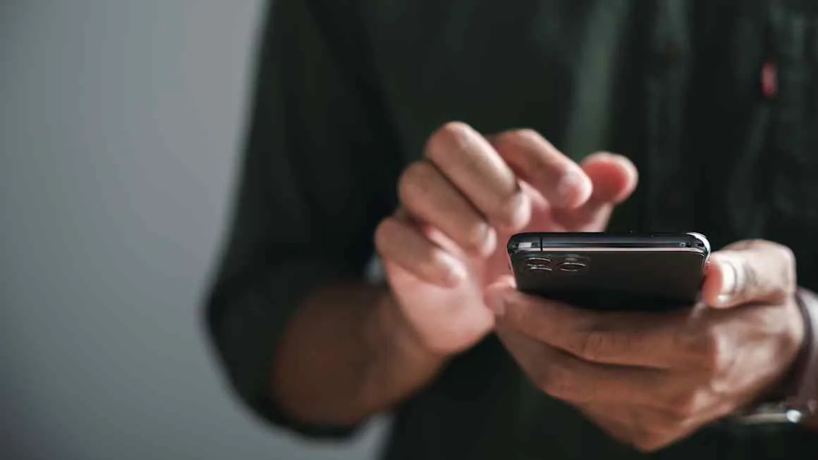 New ‘zero-click’ spyware hacked phones using targeted ads