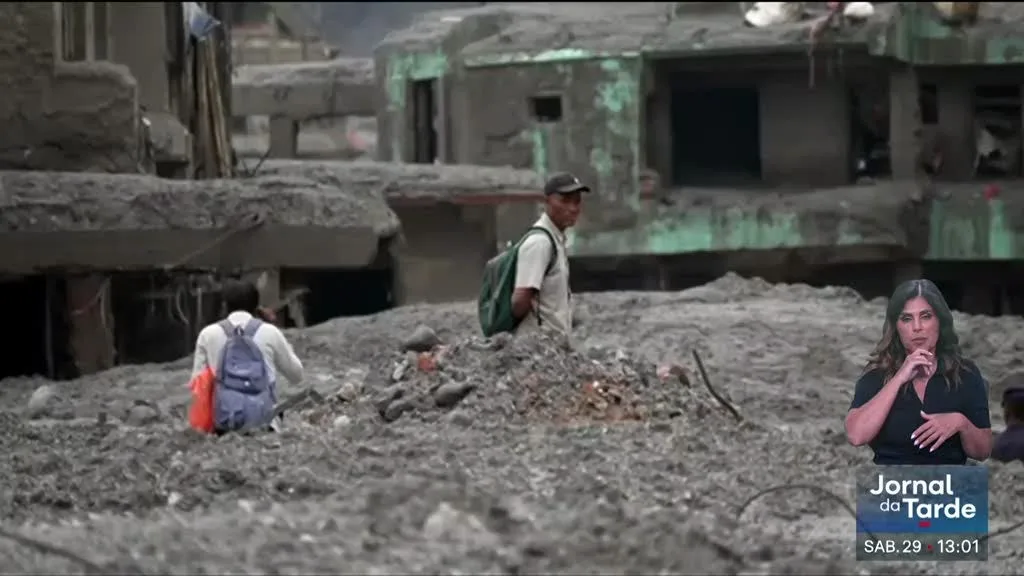 Tragédia no Nepal. Mais de 600 mortos e cerca de três mil desaparecidos