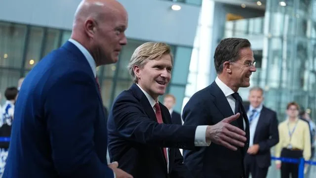 Verteidigung: USA fordern Klartext von Nato-Partnern - Lob für Deutschland