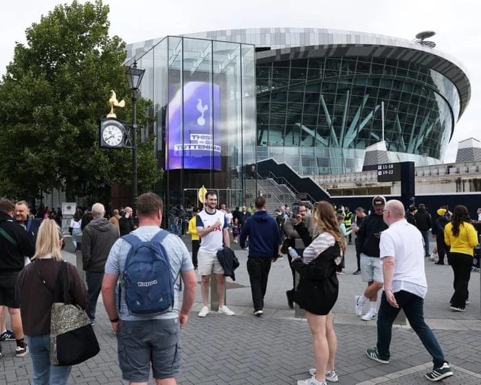 Tottenham v Aston Villa: Premier League – live