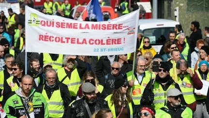 Mobilisation du 17 octobre : comment les gilets jaunes tentent de structurer le mouvement, relancé par la colère lycéenne