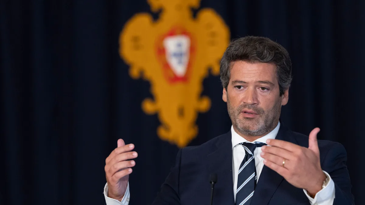 “Manietaram este estudo”. Ventura vai propor descida da idade da reforma no OE2027