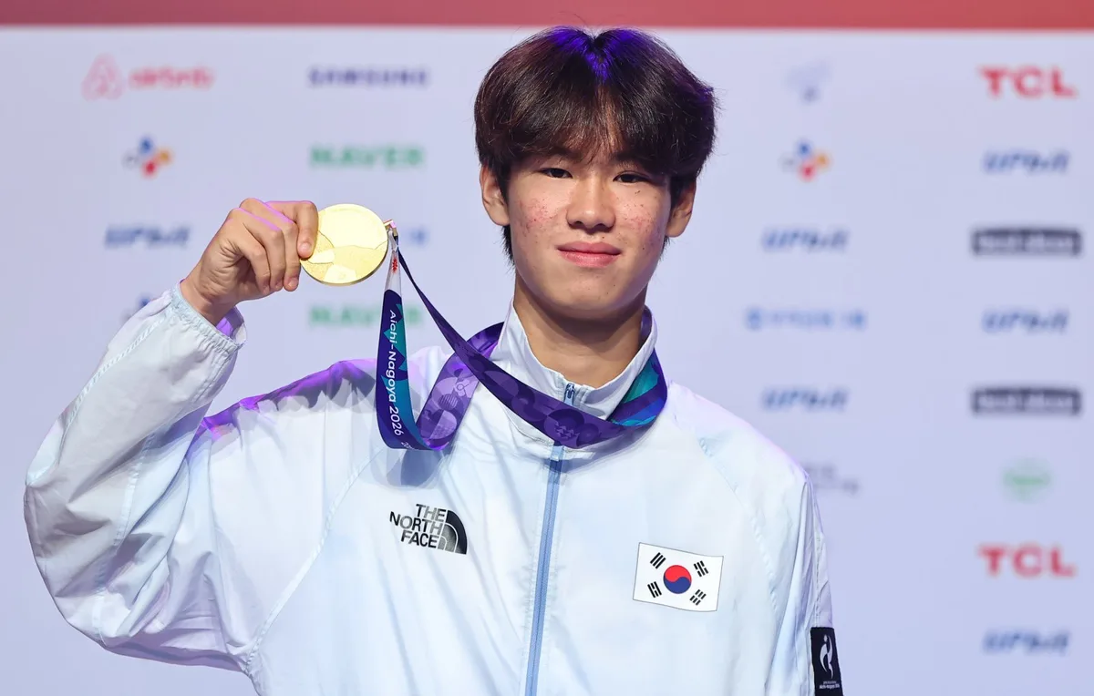 ‘AG 金’ 스케이트보드 강준이, 세계선수권 스트리트 준우승