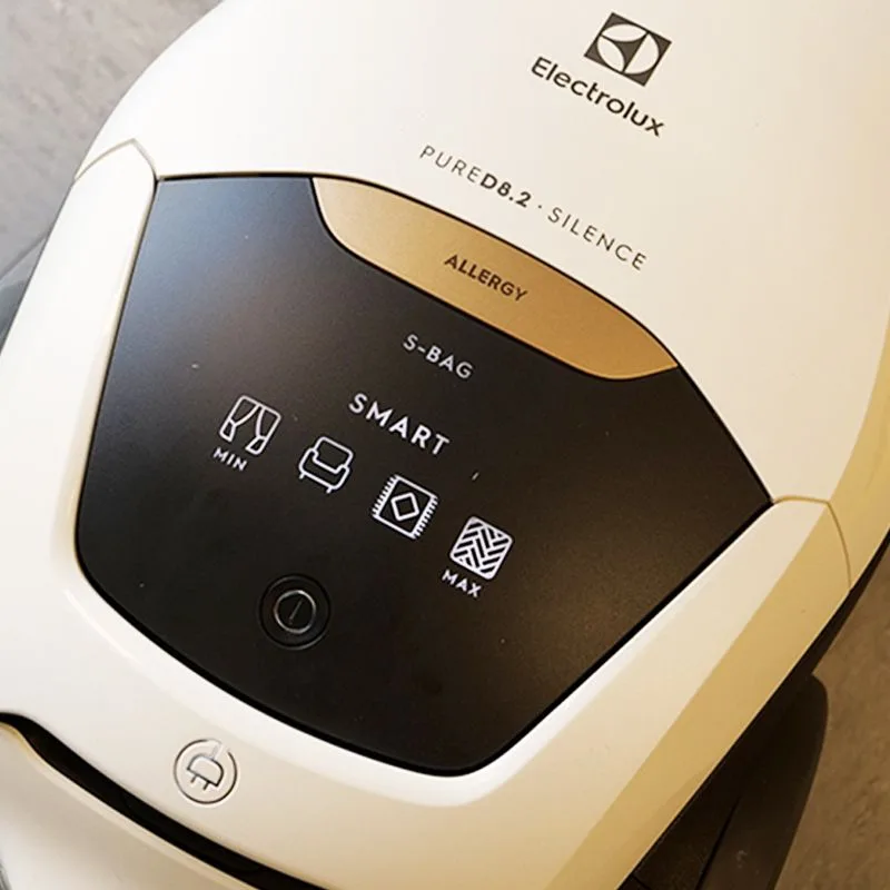 Actualité : Bon plan – L'aspirateur avec sac Electrolux Pure D8.2 Silence "5 étoiles" à 199,99 € (-28%)
