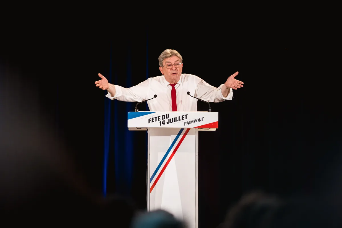 Dette : pourquoi le souhait de Mélenchon de faire disparaître 600 milliards d'euros va être compliqué