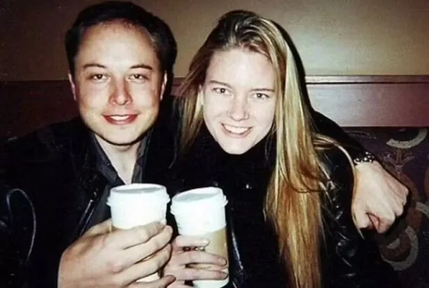Ex-mulher de Elon Musk, Justine Wilson revela como bilionário chama as mães de seus 14 filhos e expõe bastidores do casamento (Foto: Getty; Reprodução/ Instagram)