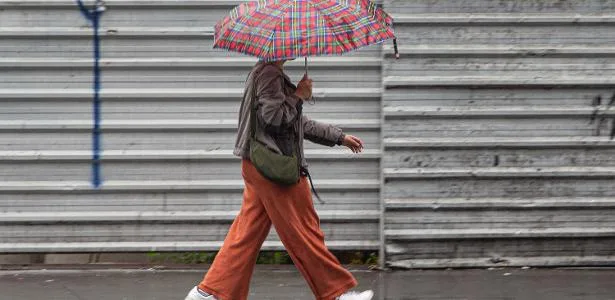Com volta da chuva, Defesa Civil emite 15 alertas durante a madrugada em SP