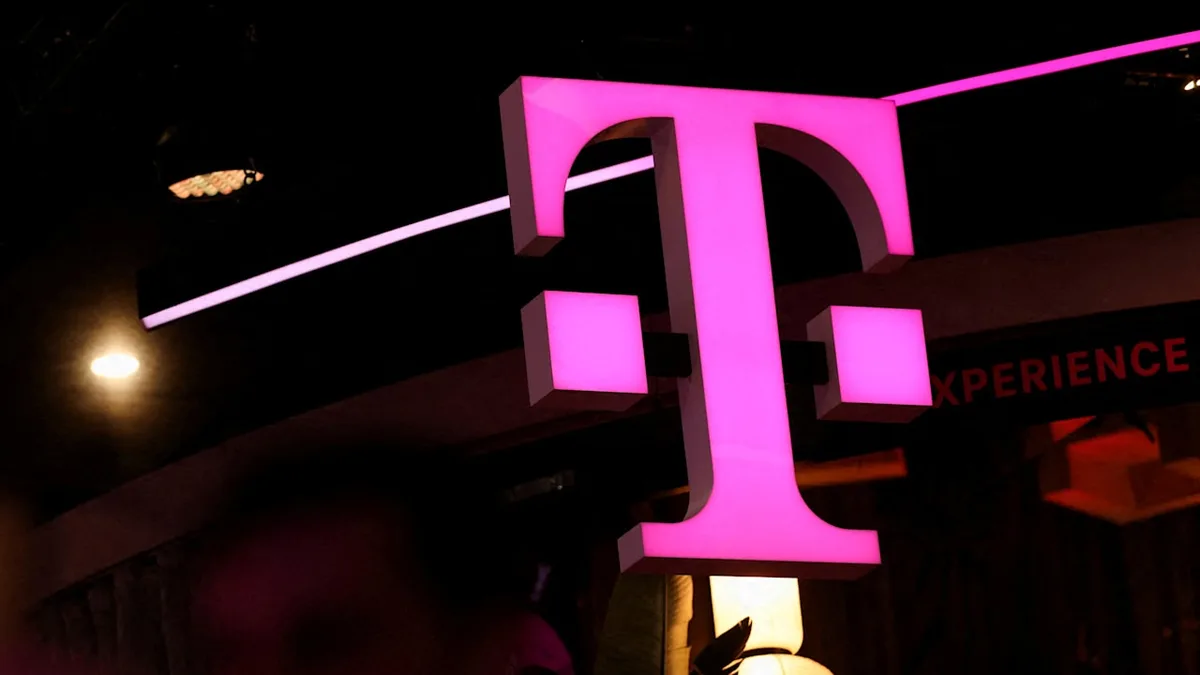 Umbau an der Konzernspitze - Telekom besetzt gleich mehrere Top-Jobs neu