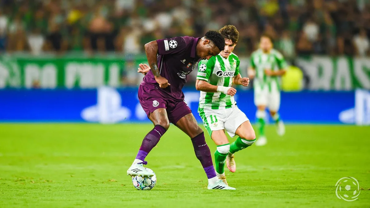 Um dos jogos do ano: Real Bétis derrota FC Porto num La Cartuja absolutamente ‘infernal’