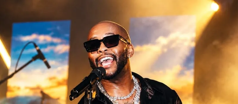 Vusi Nova marks 10 years with eight-city tour