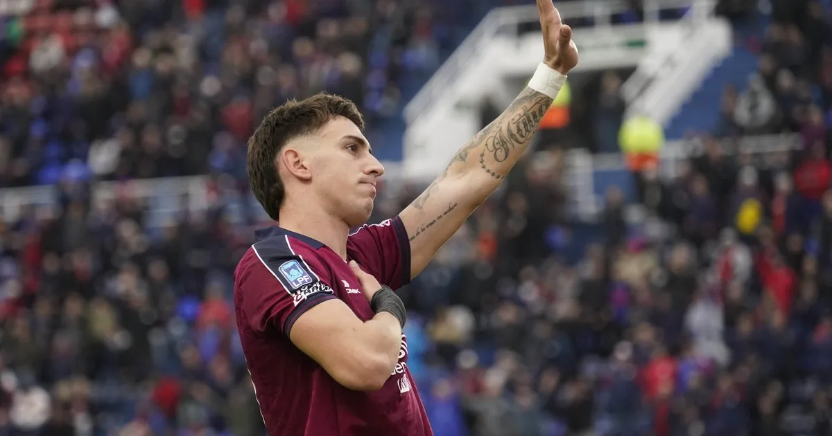 El palito de Rodrigo Auzmendi contra el arbitraje tras la victoria de San Lorenzo