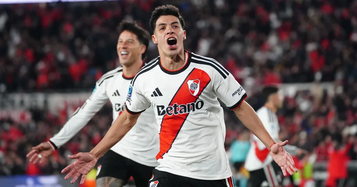 Galván: figura, dos golazos y "Ponzio nos hace todo un poco más fácil"
