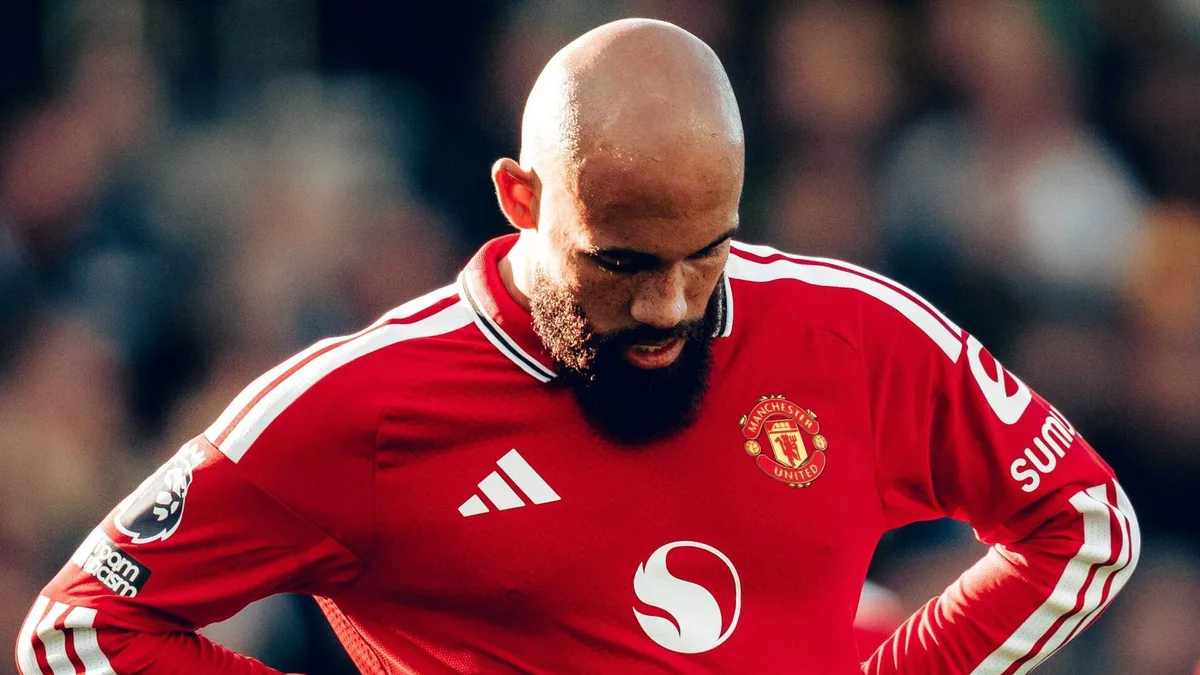 Man Utd held by Leeds as winless run continues