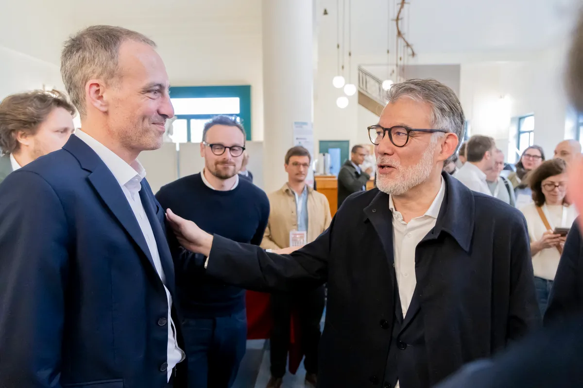 Olivier Faure annonce sa candidature à une primaire de la gauche qui semble taillée pour Raphaël Glucksmann