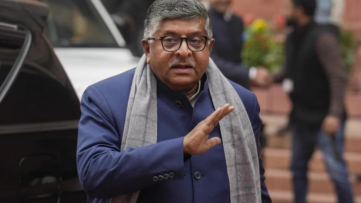 BJP demands Rahul Gandhi apologise for remarks on economy