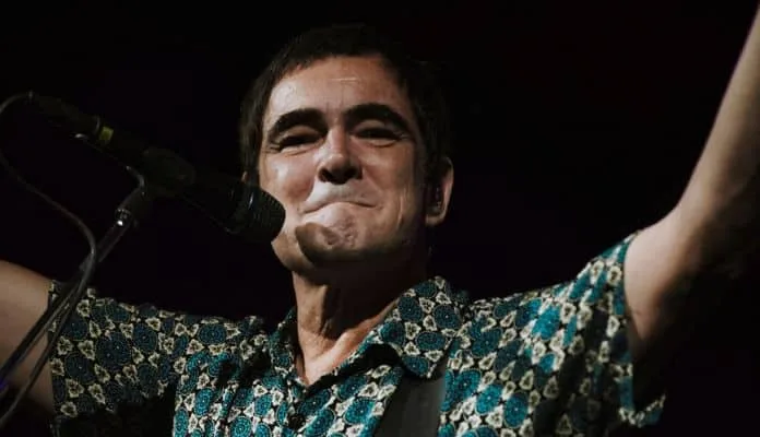 Samuel Rosa relembra primeiro show de Rock da vida: “achei que ia ser baterista”