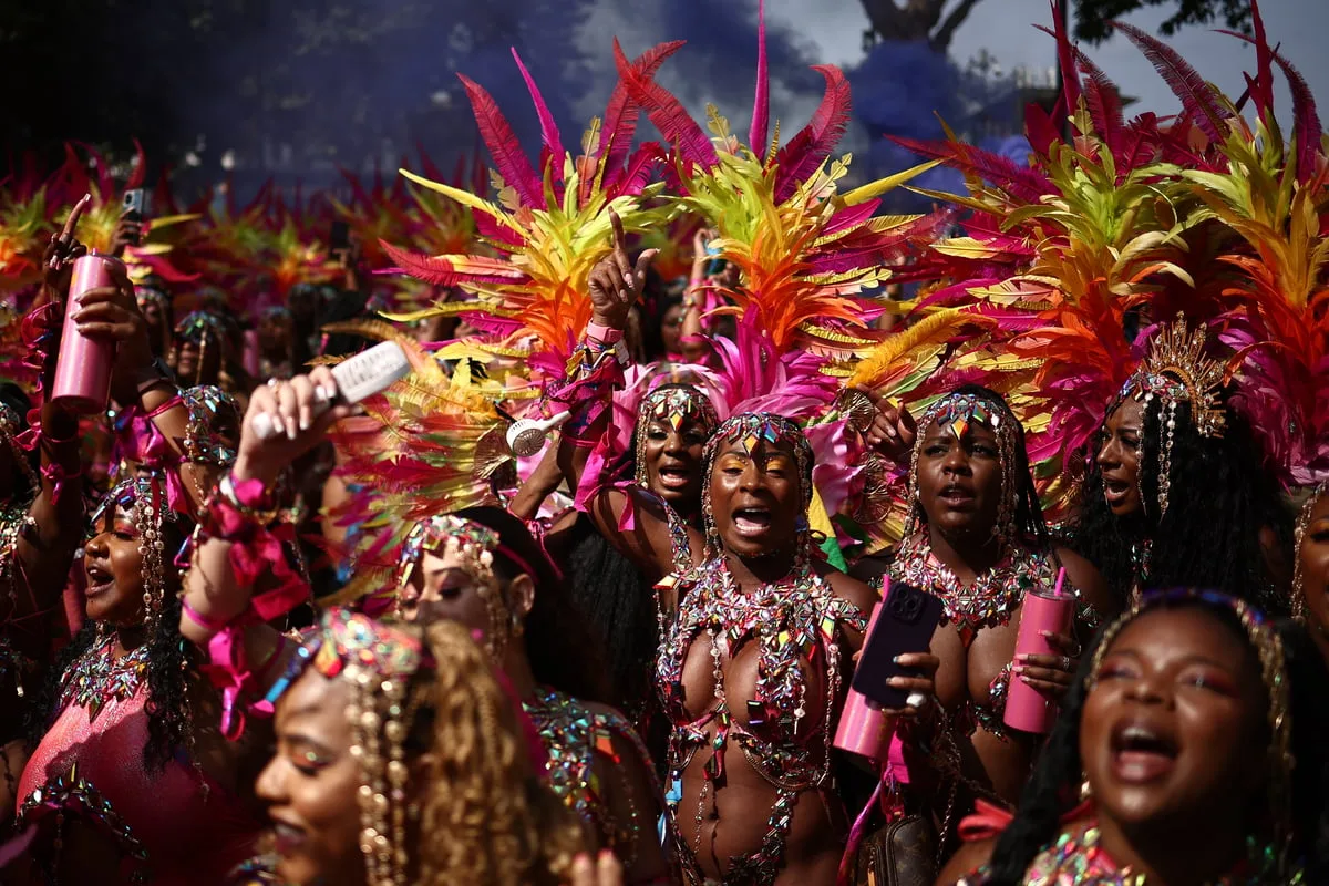 Notting Hill Carnival 2026 LIVE: Europe's biggest street party under way as revellers descend on West London