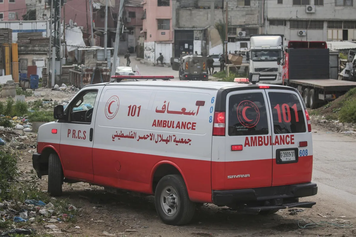 Media Luna Roja informa de tres heridos por colonos en el sur de Cisjordania y denuncia trabas a sus equipos