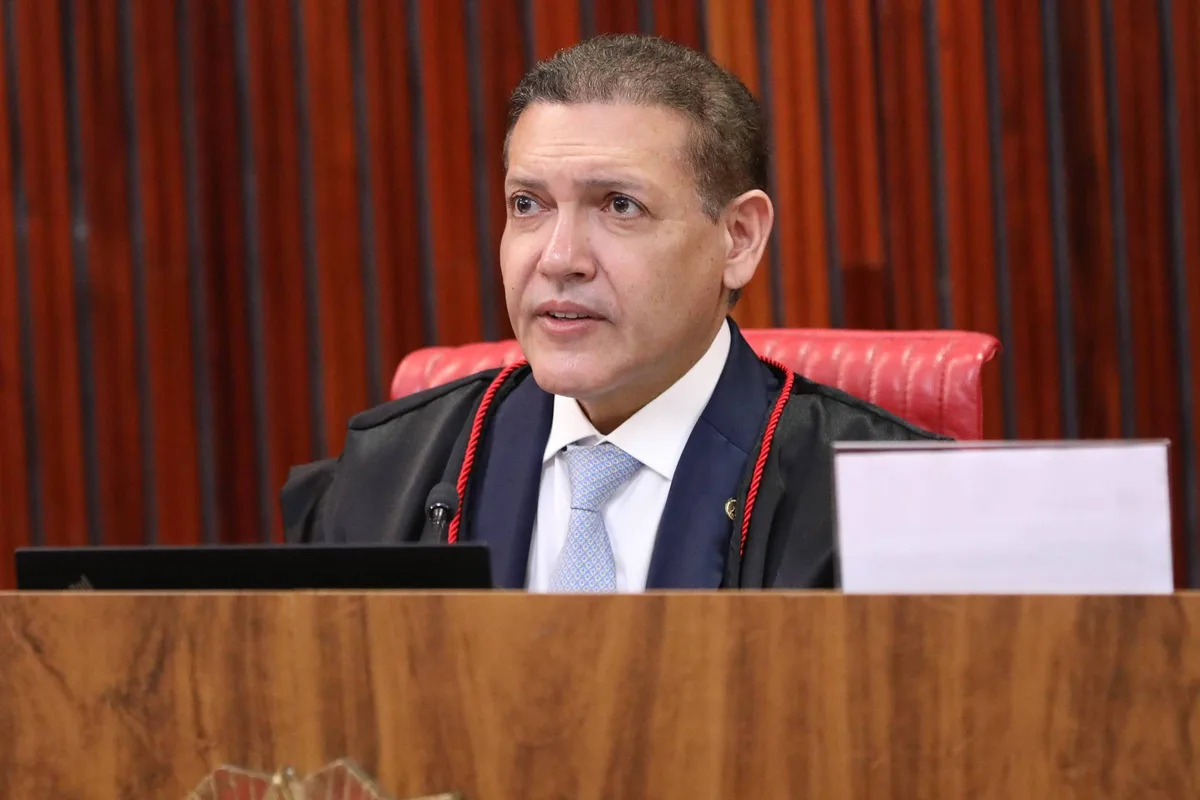 Kassio defende sistema eleitoral a embaixadores e cita risco de mau uso da IA em campanhas