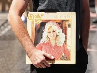 Mort de Dolly Parton : l’héritage de la chanteuse de country au cœur d’un bras de fer