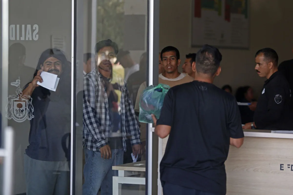 Vinculan a proceso a 4 detenidos en protesta por el agua en Guadalajara; enfrentarán juicio en libertad