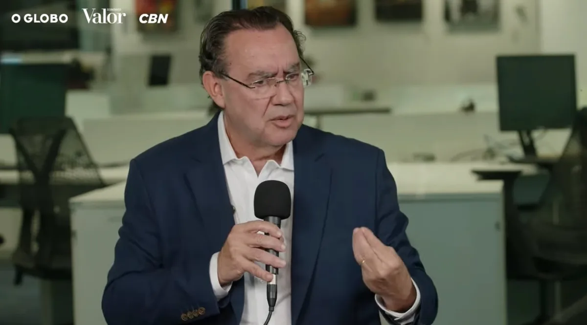 Augusto Cury propõe mandato de 8 anos no STF e expansão de polícias municipais