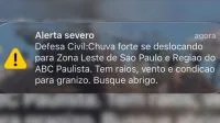 Chuva em SP causa alagamento nas estações Liberdade e Paraíso do Metrô