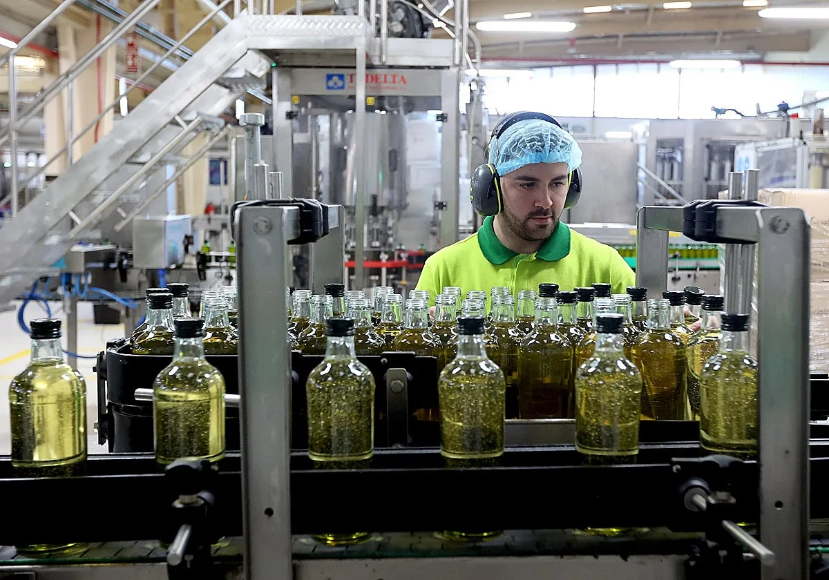 Aumenta la presión para que el Gobierno intervenga en la venta de Deoleo
