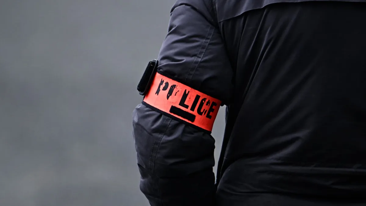 Un homme se fait voler pour plus de 110.000 euros de pièces de collection par un faux plombier et des faux policiers dans le Val-de-Marne